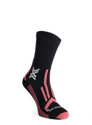 Skarpety do biegania damskie X-Socks Trailrun Perform Crew. Czarne skarpetki damskie X Socks, bez wzorów, z materiału. Za 84.00 zł.