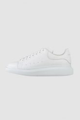 ALEXANDER MCQUEEN Białe sneakersy, Rozmiar 39. Białe obuwie sportowe damskie alexander mcqueen, ze skóry, bez zapięcia. W wyprzedaży za 2,004.99 zł.