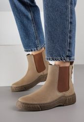 Ciemnobeżowe Botki Sztyblety na Ozdobnie Żłobionej Podeszwie Ezisane. Brązowe botki damskie Born2be, z jeansu, eleganckie, bez obcasa, na płaskiej podeszwie, bez zapięcia. Za 129.99 zł.