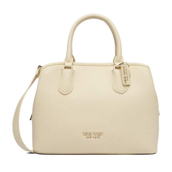 Torebka Nine West. Żółte kuferki damskie Nine West, bez dodatków. Za 249.99 zł.