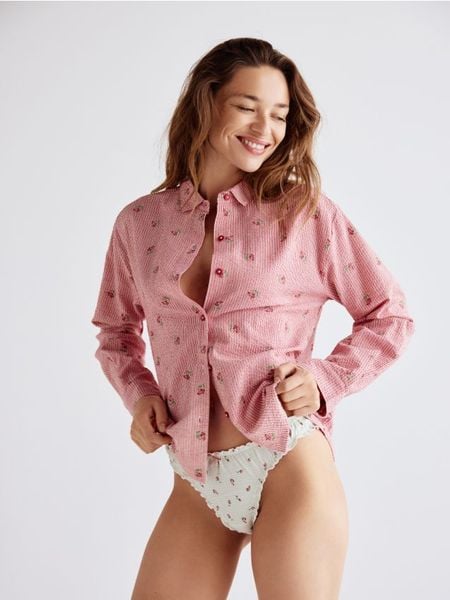 Majtki typu stringi 3 pack - wielobarwny. Stringi Reserved, bez wzorów. Za 49.99 zł.