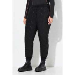 Damskie Funkcyjne spodnie dresowe kieszenie na zamek rąbek prążkowany stretch. Czarne spodnie dresowe damskie Ulla Popken, plus size, bez wzorów, z dresówki. Za 349.99 zł.