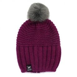 Czapka z pomponem – unisex – rozmiar uniwersalny – wyprodukowano w UE (bordowy). Czerwone czapki damskie SURF MONKEY, na zimę, bez wzorów, z materiału. Za 179.95 zł.