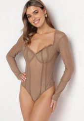 Beżowe Gorsetowe Body Siateczkowe z Ozdobną Falbanką Przy Dekolcie Laneta. Brązowe body i gorsety Born2be, bez wzorów. Za 89.99 zł.