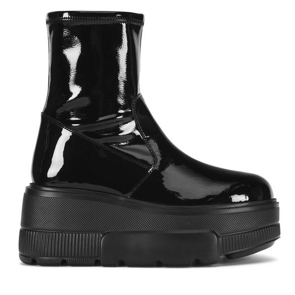 Botki Badura. Czarne botki damskie Badura, bez obcasa, na koturnie, bez zapięcia. Za 399.99 zł.