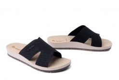 INBLU AG-14 014 czarny, klapki damskie. Czarne klapki damskie Inblu, bez wzorów, bez obcasa, bez zapięcia. Za 71.99 zł.