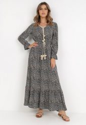 Czarna Sukienka Delite. Czarne sukienki damskie Born2be, bez wzorów, z tkaniny, boho, bez ramiączek. Za 179.99 zł.