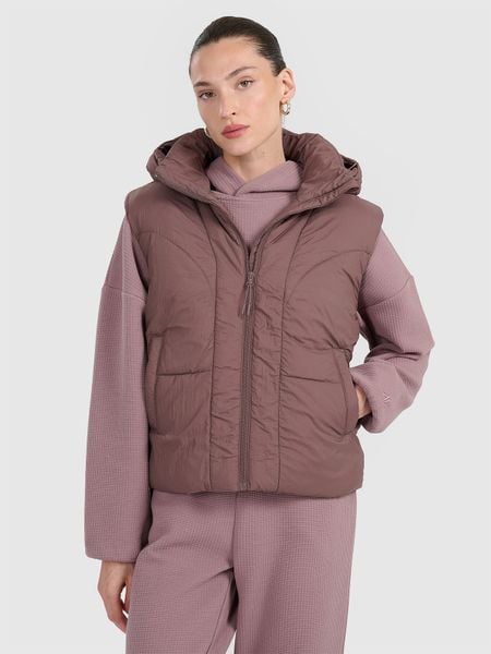 4F Bezrękawnik puchowy z wypełnieniem syntetycznym damski - brązowy M. Brązowe kamizelki damskie 4F, m, bez wzorów, z materiału, bez kaptura. Za 249.99 zł.