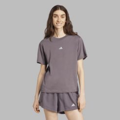 Koszulka damska ADIDAS Gym & Pilates. Szare bluzki damskie Adidas, l, bez wzorów, z bawełny, bez kołnierzyka, bez ramiączek. W wyprzedaży za 79.99 zł.