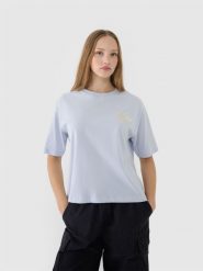 4F T-shirt oversize z nadrukiem damski - niebieski M. Niebieskie t-shirty damskie 4F, m, bez wzorów, z bawełny, bez kołnierzyka. W wyprzedaży za 39.99 zł.