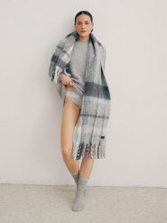 BIG STAR Szal w kolorze szarym - 170 x 43 cm rozmiar: onesize. Szare szaliki damskie Big Star, bez wzorów, z materiału. Za 89.99 zł.