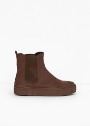 Sztyblety. Brązowe botki damskie bonprix, klasyczne, bez obcasa, bez zapięcia. Za 149.99 zł.