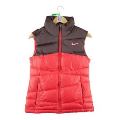 Second life - Kurtka puchowa w kolorze różowym dla kobiet - Stan bardzo dobry. Czerwone kurtki damskie Nike, bez wzorów, z puchu, bez kaptura. Za 169.16 zł.