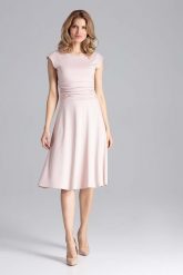 Elegancka Różowa Rozkloszowana Sukienka z Zaznaczoną Talią. Czerwone sukienki damskie Figl, bez wzorów, z elastanu, eleganckie, bez ramiączek. Za 289.00 zł.
