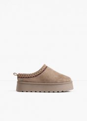 Ocieplane botki na platformie Tom Tailor. Brązowe botki damskie bonprix, eleganckie, bez obcasa, na platformie, bez zapięcia. Za 129.99 zł.