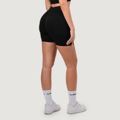 Szorty damskie fitness bezszwowe slim Black NEO. Czarne spodenki sportowe damskie GYMBEAM, l, bez wzorów, z elastanu, do biegania. Za 85.90 zł.