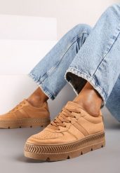 Ciemnobeżowe Sneakersy na Grubej Podeszwie z Tłoczeniami Try to Forget. Brązowe obuwie sportowe damskie Born2be, przed kostkę, bez zapięcia. Za 64.99 zł.