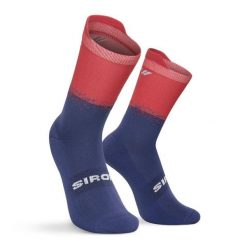 Skarpety do biegania w terenie Siroko Hardrock Blue. Niebieskie skarpetki damskie SIROKO, bez wzorów, z materiału. Za 64.00 zł.