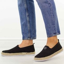 Czarne espadryle damskie Vinceza 13659. Czarne espadryle damskie VINCEZA, bez wzorów, z bawełny, bez obcasa. Za 129.00 zł.