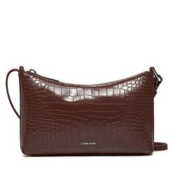 Torebka Calvin Klein. Brązowe listonoszki damskie Calvin Klein, bez wzorów, bez dodatków. Za 229.99 zł.