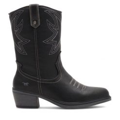 Kowbojki Mustang. Czarne botki damskie Mustang, bez obcasa, na słupku, bez zapięcia. Za 399.99 zł.