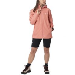 Kurtka przeciwdeszczowa turystyczna damska Salewa Puez 2.5L PTX Jacket W. Czerwone kurtki damskie Salewa, l, bez wzorów, bez kaptura. W wyprzedaży za 461.70 zł.