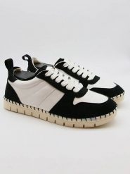 Bellucci Sneakersy w kolorze biało-czarnym rozmiar: 38. Białe obuwie sportowe damskie Bellucci, bez zapięcia. Za 123.25 zł.