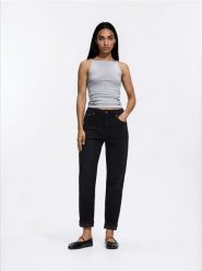 Jeansy Boyfriend - czarny. Czarne jeansy damskie Reserved. Za 129.99 zł.