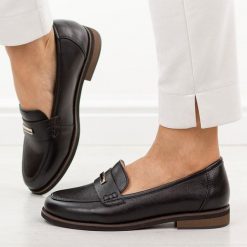 Czarne skórzane mokasyny damskie Cambell 19381. Czarne mokasyny damskie Cambell, na jesień, z jeansu, z okrągłym noskiem, bez obcasa. Za 229.00 zł.