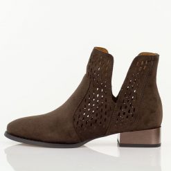 D.Brązowe botki damskie na obcasie M.Daszyński Sa197-28. Brązowe botki damskie M.Daszyński, na jesień, z zamszu, klasyczne, bez obcasa, na obcasie, bez zapięcia. Za 229.00 zł.