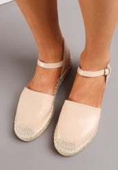Beżowe Płaskie Espadryle z Zakrytym Noskiem Ozdobione Plecionką Beliosa. Brązowe espadryle damskie Born2be, bez wzorów, bez obcasa, na płaskiej podeszwie. Za 79.99 zł.