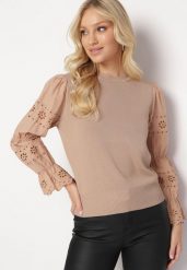 Beżowy Sweter z Ażurowym Rękawem Ozdobionym Haftem Obylike. Brązowe swetry klasyczne damskie Born2be, bez kołnierzyka. Za 84.99 zł.