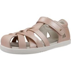 Sandały BOBUX TROPICANA II Rose. Czerwone sandały damskie Bobux, bez wzorów, ze skóry, bez obcasa, bez zapięcia. Za 335.99 zł.