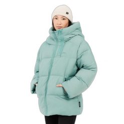 Damska kurtka puchowa Protest Selby. Niebieskie kurtki damskie Protest, bez wzorów, z puchu, bez kaptura. Za 638.50 zł.