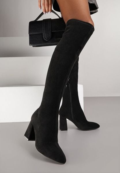 Czarne Dopasowane Kozaki Vices z Imitacji Zamszu na Słupkowym Obcasie Avvie. Czarne kozaki damskie Renee, bez obcasa, na obcasie, bez zapięcia. Za 139.99 zł.