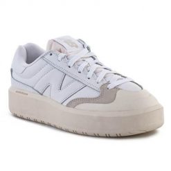 Buty do chodzenia damskie New Balance CT302OB. Brązowe obuwie sportowe damskie New Balance, z materiału, bez zapięcia, trekkingowe. Za 752.00 zł.