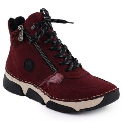 Botki damskie zamszowe bordowe Rieker 45960-35. Czerwone botki damskie Rieker, ze skóry ekologicznej, bez obcasa, bez zapięcia. Za 389.00 zł.