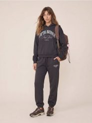 Spodnie dresowe loose jogger - szary. Szare spodnie sportowe damskie Sinsay, l, bez wzorów, z dresówki. Za 29.99 zł.