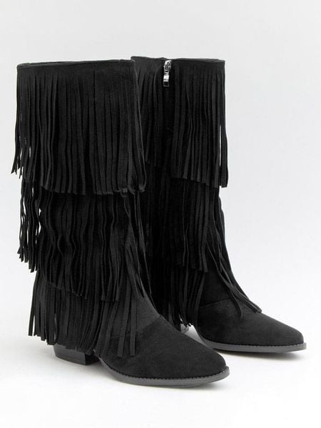 Bellucci Botki w kolorze czarnym na obcasie rozmiar: 38. Czarne botki damskie Bellucci, eleganckie, bez obcasa, na obcasie, bez zapięcia. Za 159.95 zł.