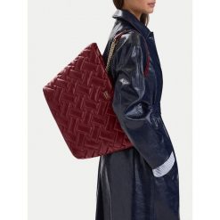 Torebka MEXX. Czerwone torebki klasyczne damskie Mexx, bez dodatków. Za 229.99 zł.