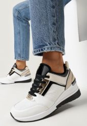 Białe Sneakersy na Koturnie z Metalową Wstawką i Perforacją Recha. Białe obuwie sportowe damskie Born2be, bez zapięcia. Za 119.99 zł.