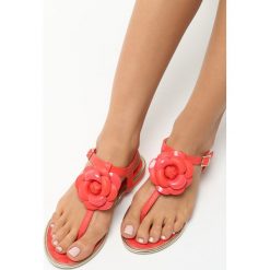 Czerwone Sandały Tangle. Czerwone sandały damskie Born2be. Za 19.99 zł.