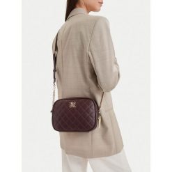 Torebka Nine West. Brązowe torebki klasyczne damskie Nine West, bez dodatków. Za 199.99 zł.