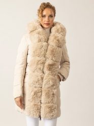 APART Płaszcz zimowy w kolorze beżowym rozmiar: 40. Brązowe płaszcze damskie Apart, na zimę, bez wzorów, z puchu, bez kaptura. Za 742.95 zł.