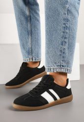Czarne Sneakersy Tenisówki z Ozdobnymi Paskami Jenavena. Czarne obuwie sportowe damskie Born2be, bez zapięcia, tenisowe. Za 79.99 zł.