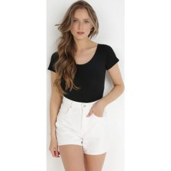 Czarne Body Agathatea. Czarne body i gorsety Born2be, z aplikacjami, z bawełny. Za 19.99 zł.
