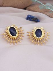 Pierres de Jade Pozłacane kolczyki-wkrętki z agatami rozmiar: onesize. Niebieskie kolczyki damskie Pierres de Jade, z agatem, pozłacane. Za 56.99 zł.