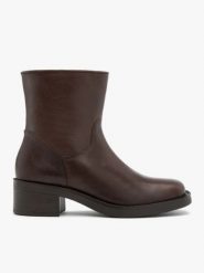 Brązowe botki ze skóry licowej. Brązowe botki damskie Brawo sp. z o.o., ze skóry, eleganckie, bez obcasa, na obcasie, bez zapięcia. Za 499.99 zł.