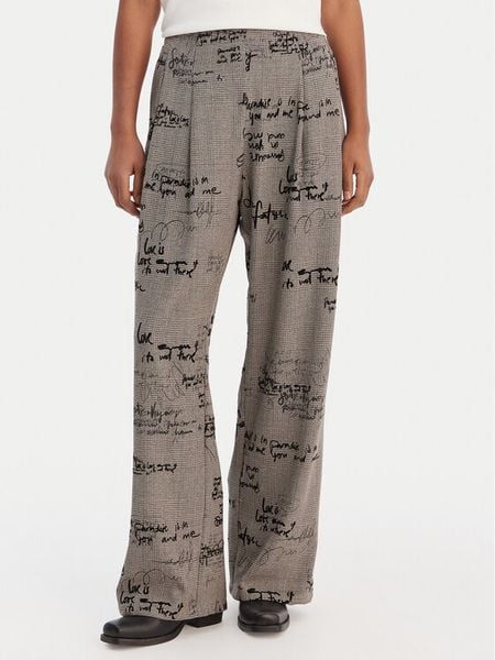 Desigual Spodnie materiałowe 26SWPW39 Brązowy Regular Fit. Brązowe spodnie materiałowe damskie Desigual, bez wzorów, z materiału. Za 284.99 zł.