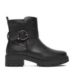 Botki Clara Barson. Czarne botki damskie Clara Barson, bez obcasa, na płaskiej podeszwie, bez zapięcia. Za 159.99 zł.